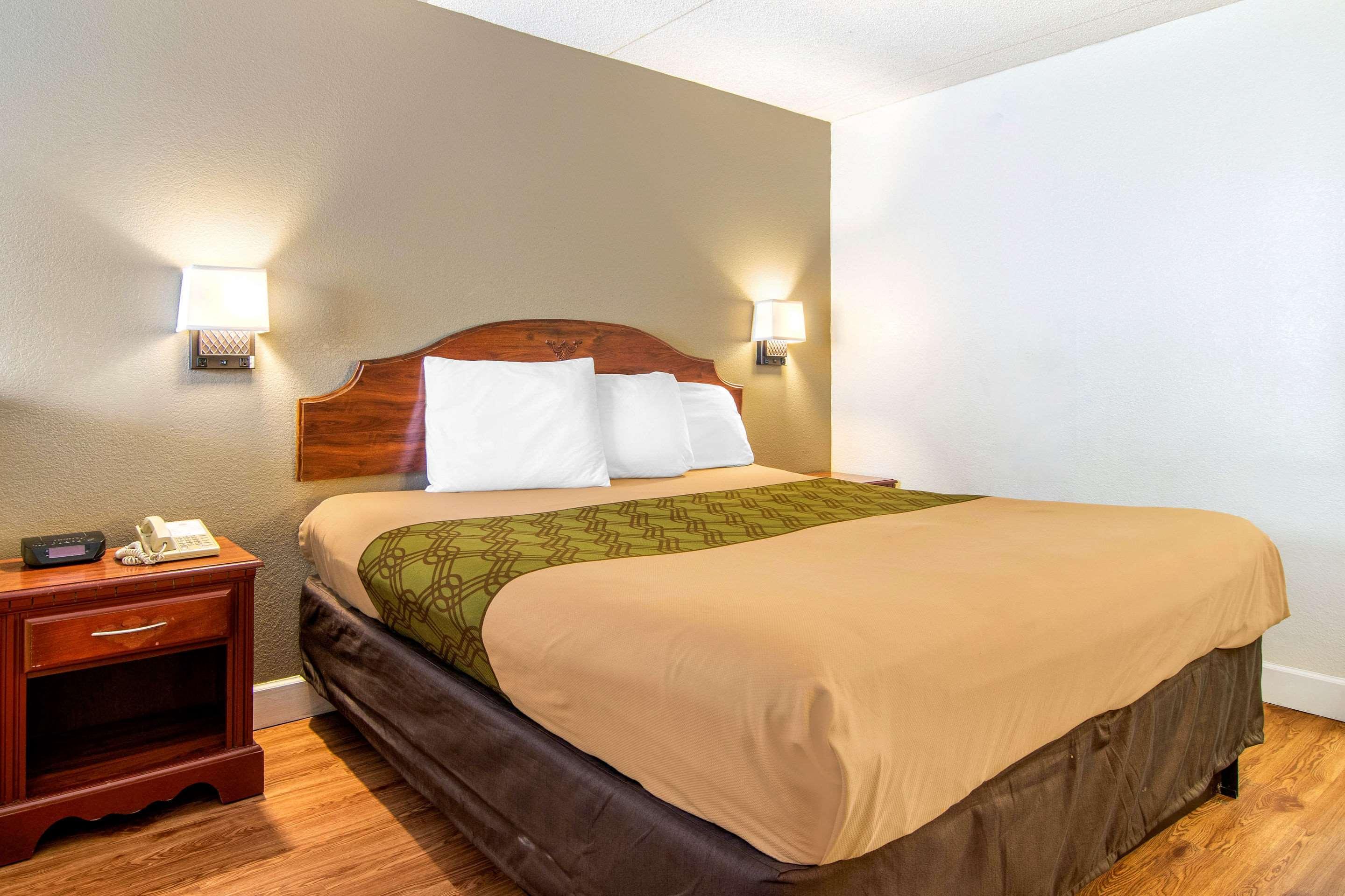 Econo Lodge Inn & Suites Fort Oglethorpe Εξωτερικό φωτογραφία