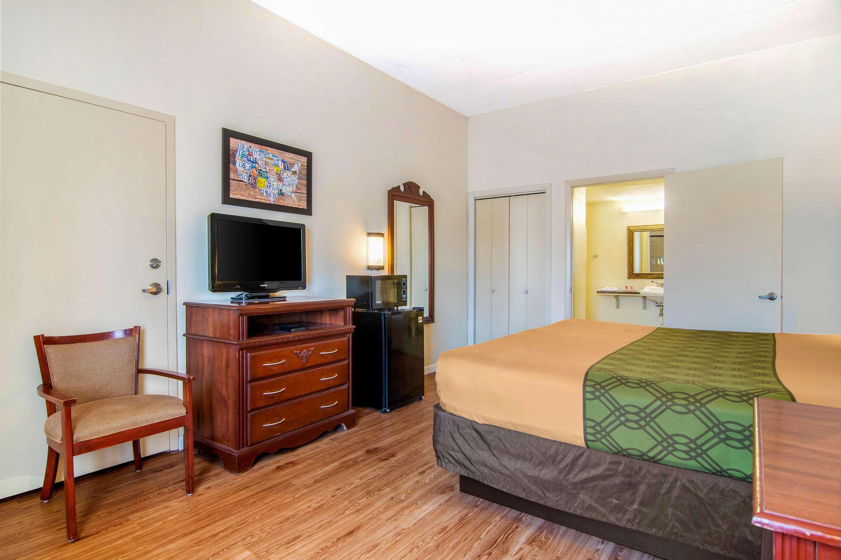 Econo Lodge Inn & Suites Fort Oglethorpe Εξωτερικό φωτογραφία