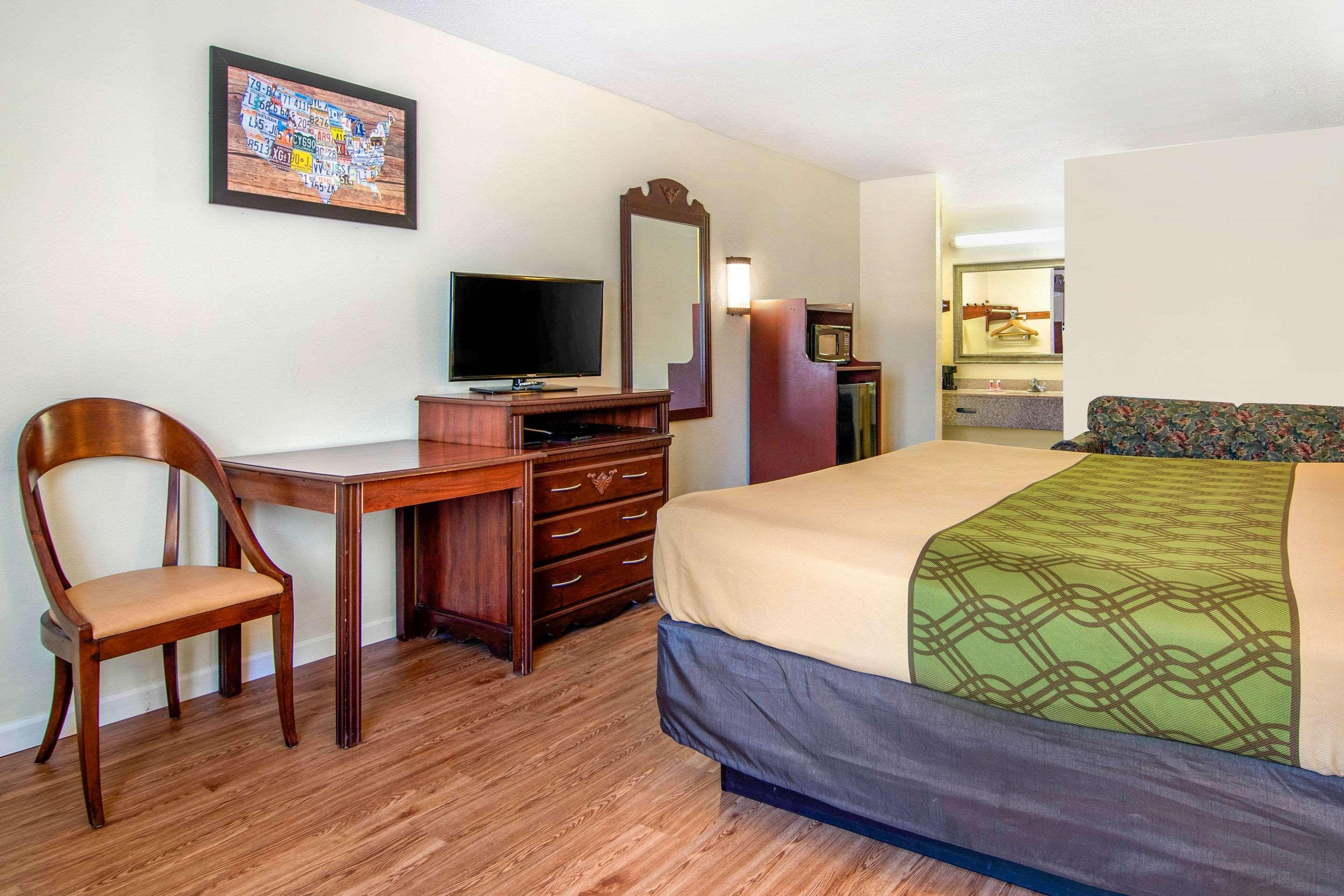 Econo Lodge Inn & Suites Fort Oglethorpe Εξωτερικό φωτογραφία