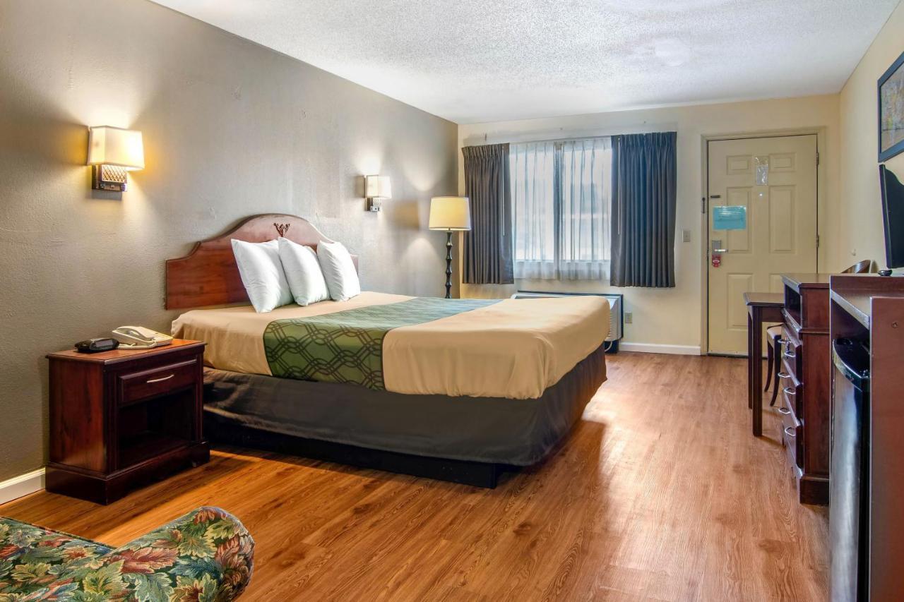 Econo Lodge Inn & Suites Fort Oglethorpe Εξωτερικό φωτογραφία